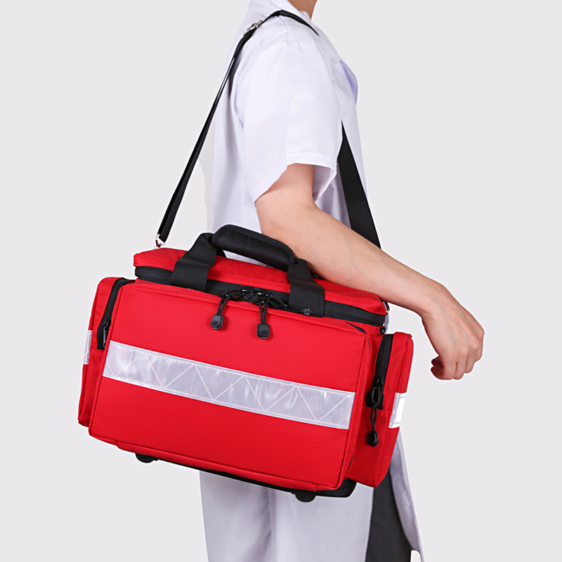 Large Capacity Outdoor First A - مراجعة First Aid Bag Kit وسعره